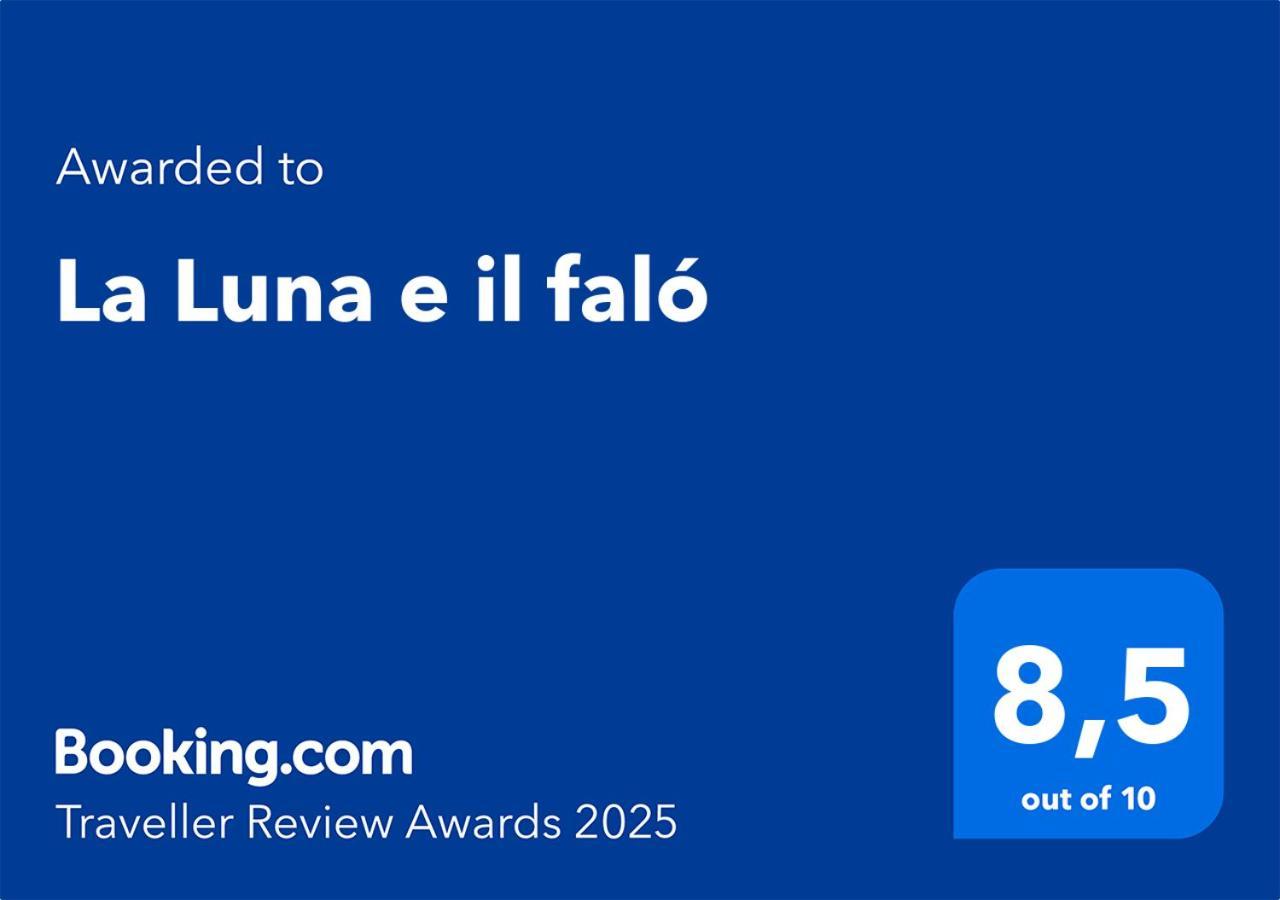 La Luna E Il Falo كيريالي المظهر الخارجي الصورة